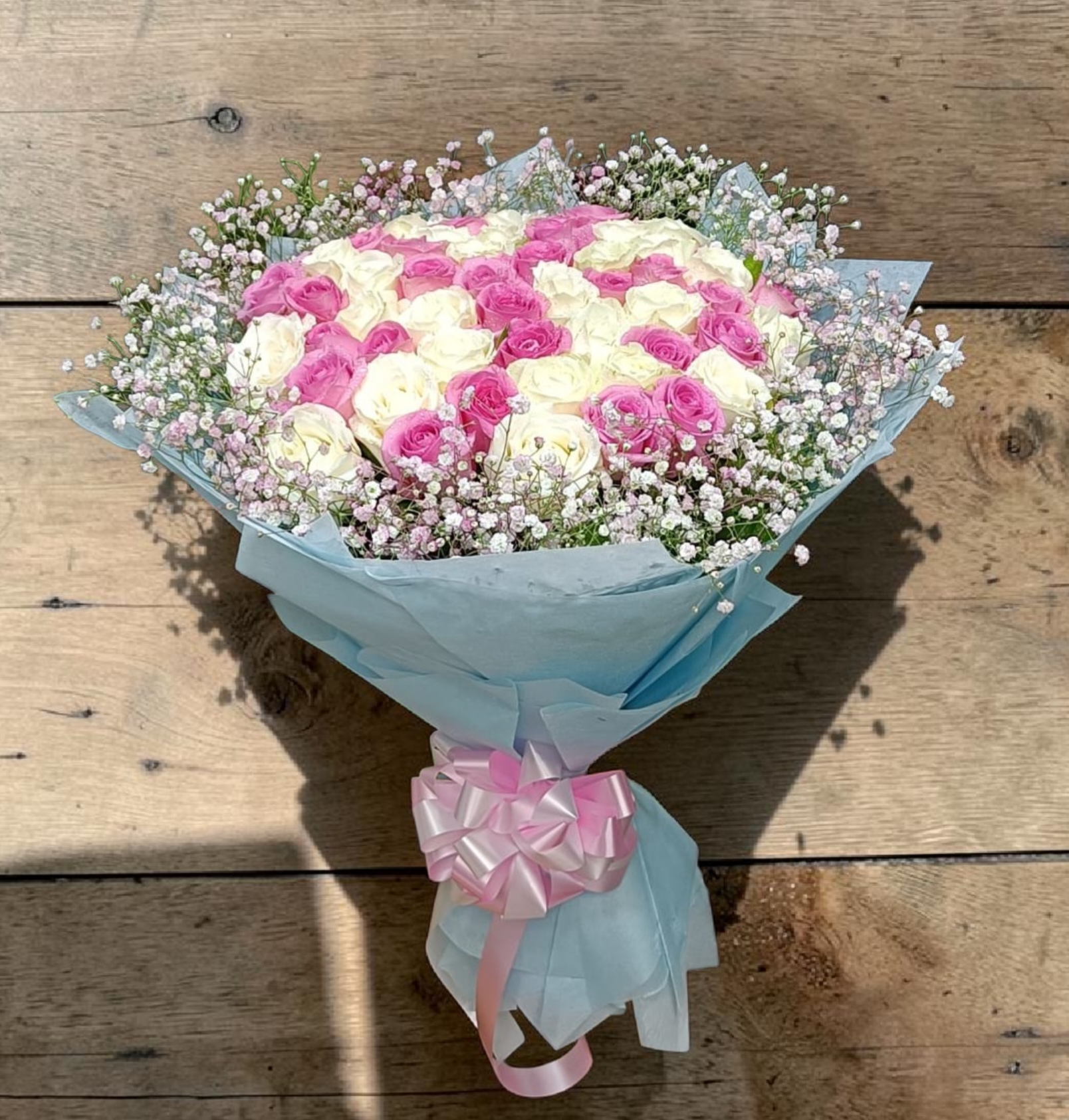 Hand bouquet Design 38